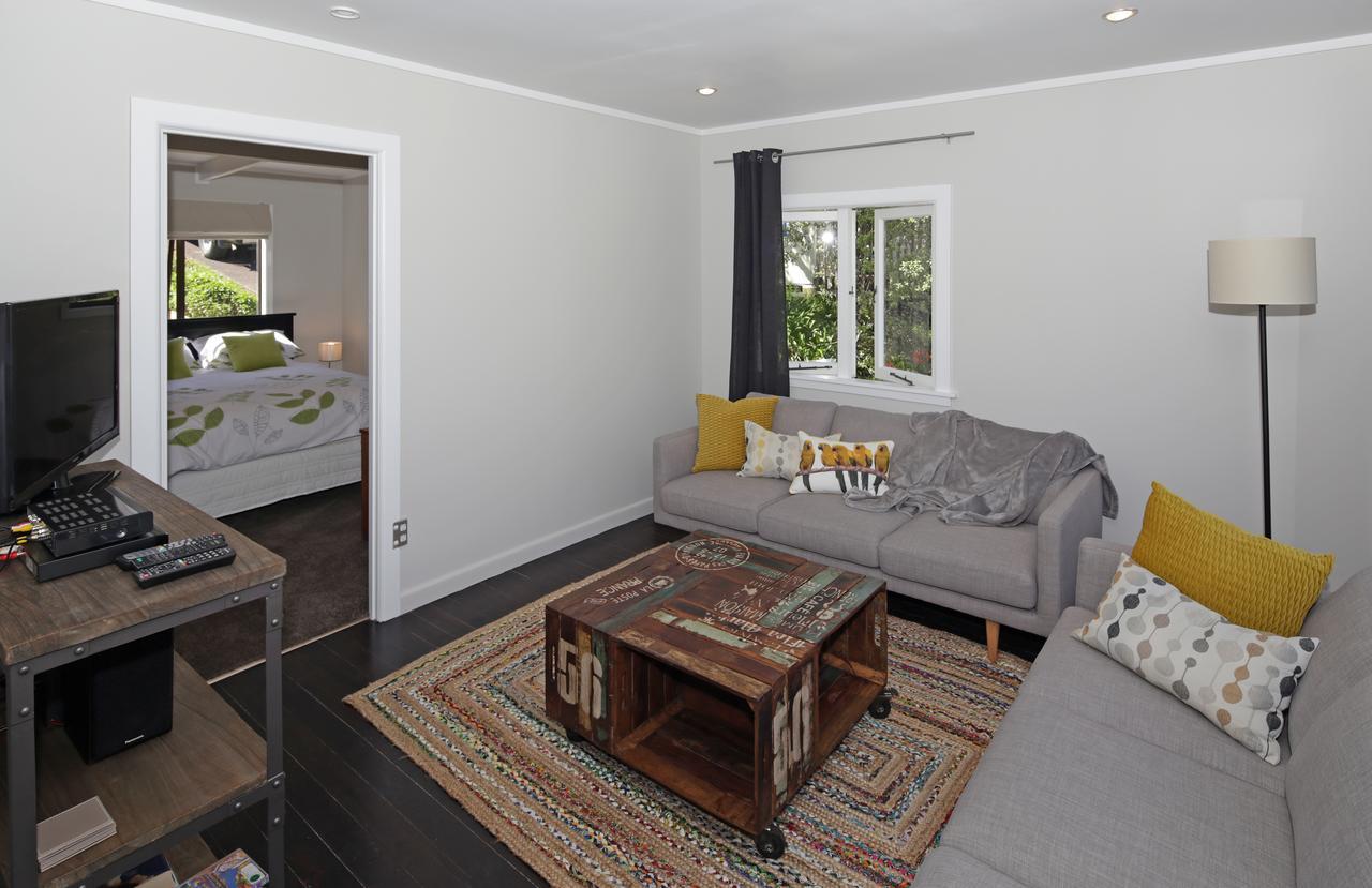 Dove Cottage Oneroa Екстериор снимка